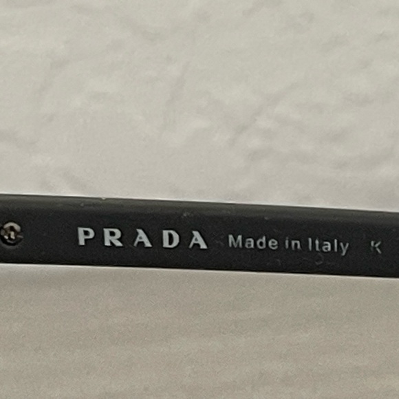 Men’s Prada SPS 01T sunglasses - Picture 6 of 6